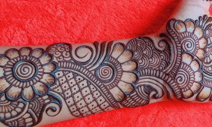 Lovely mehandi arts